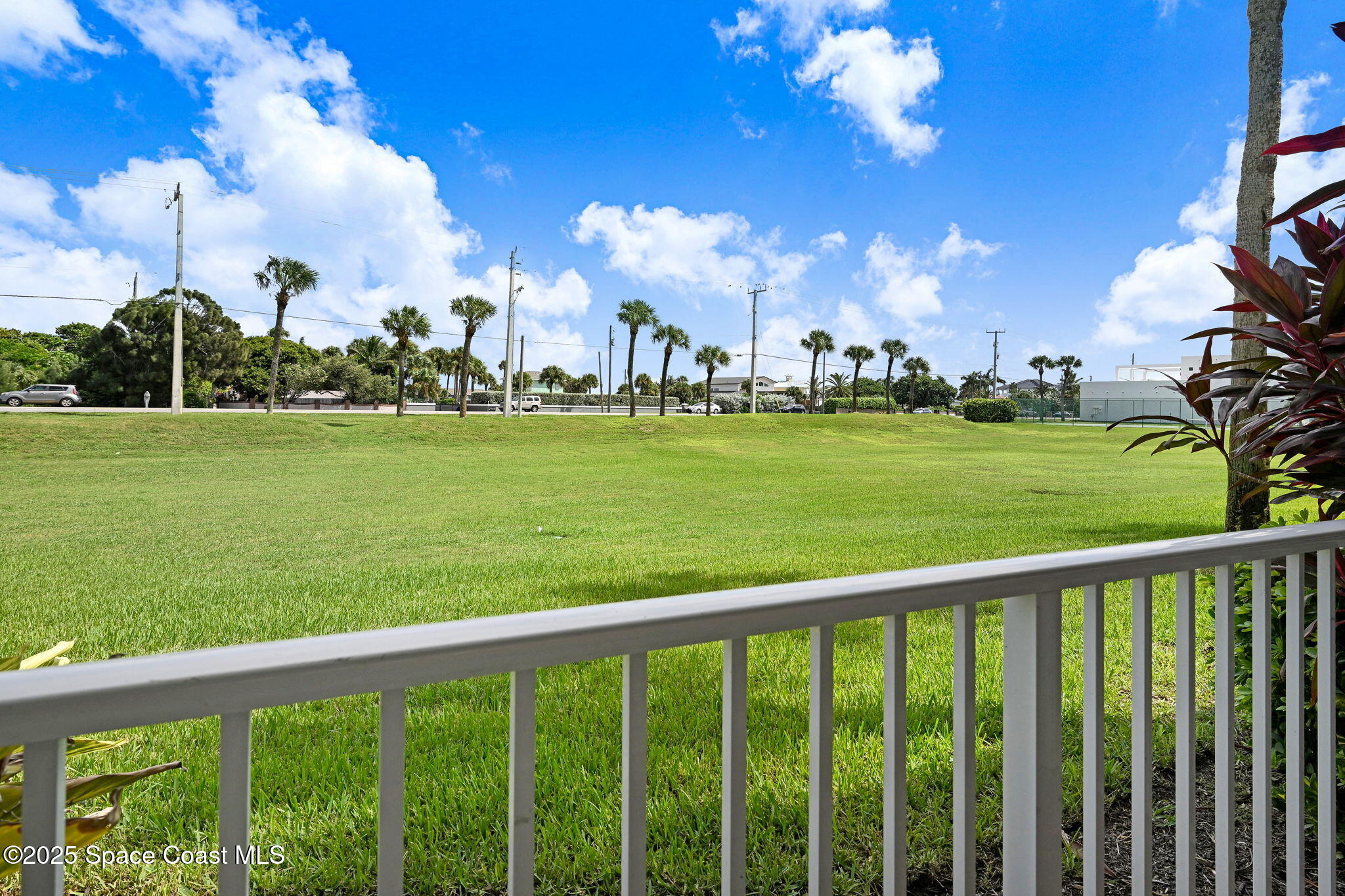 2160 N Highway A1a 105