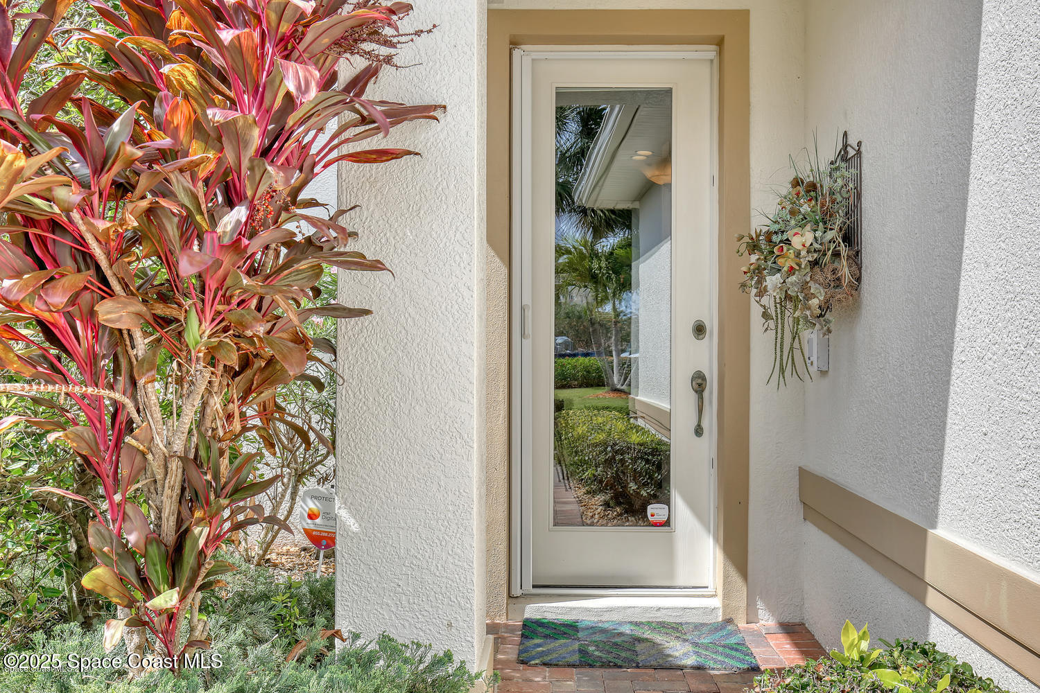 837 Aquarina Boulevard