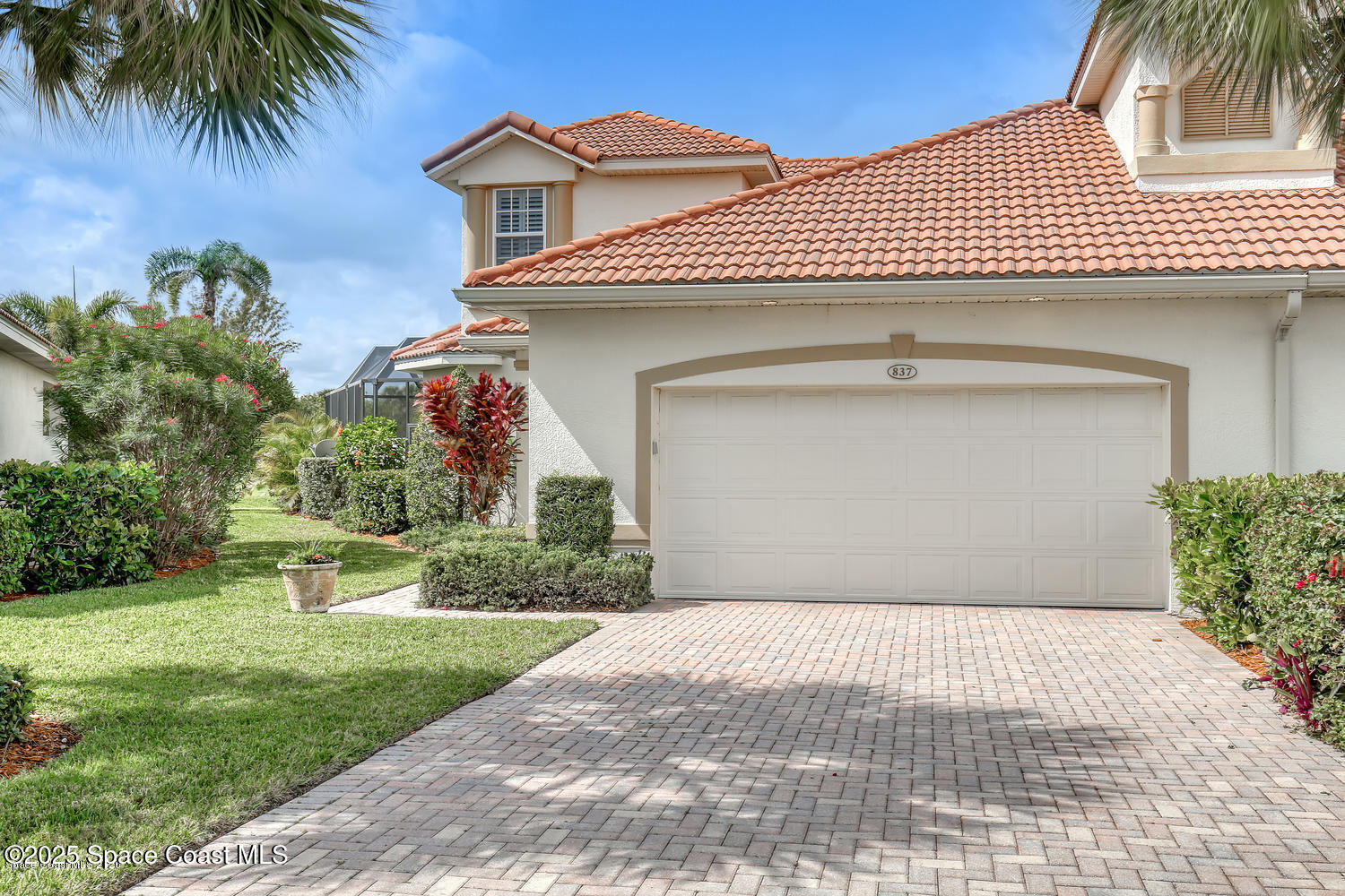 837 Aquarina Boulevard