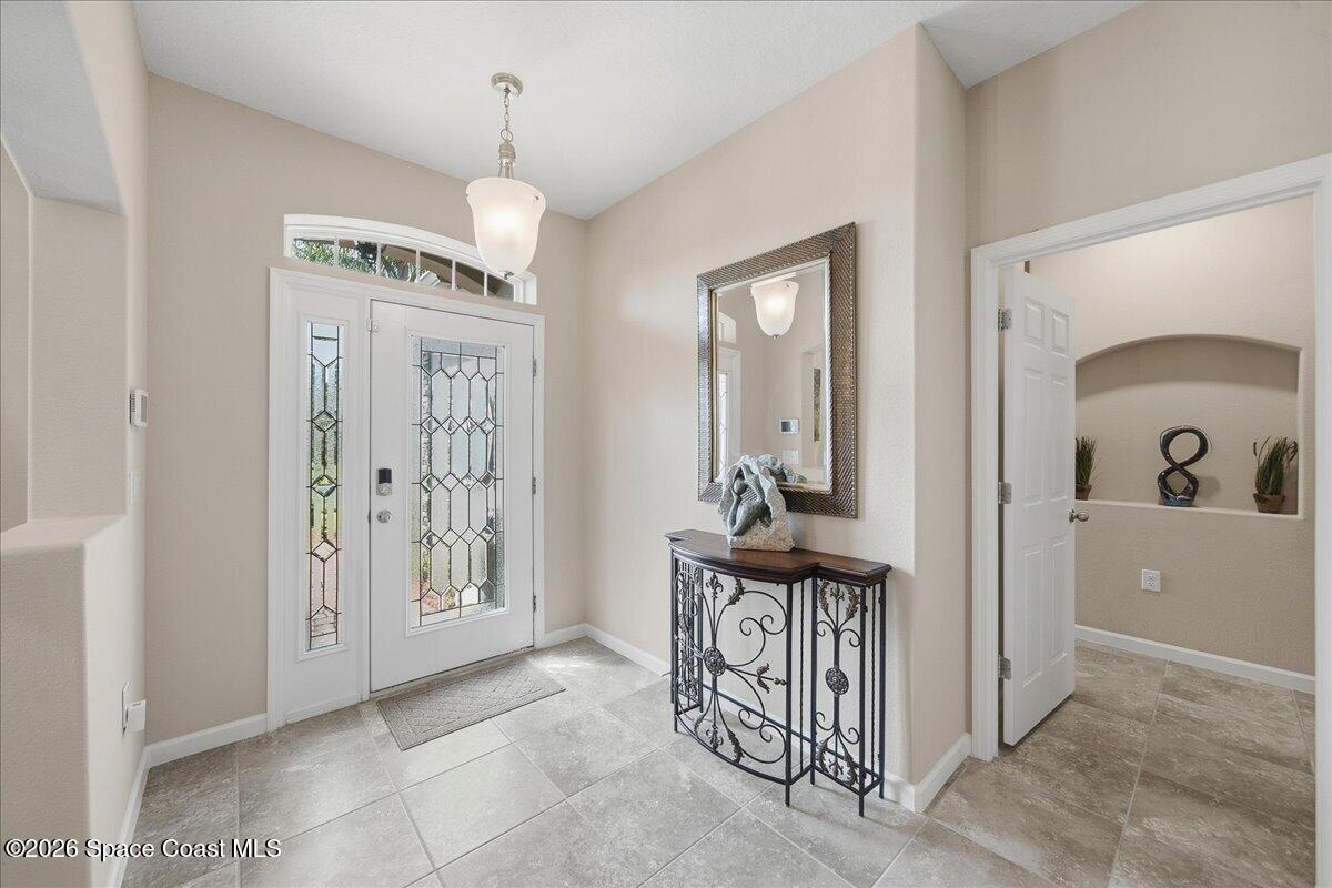 655 Gleneagles Drive SE