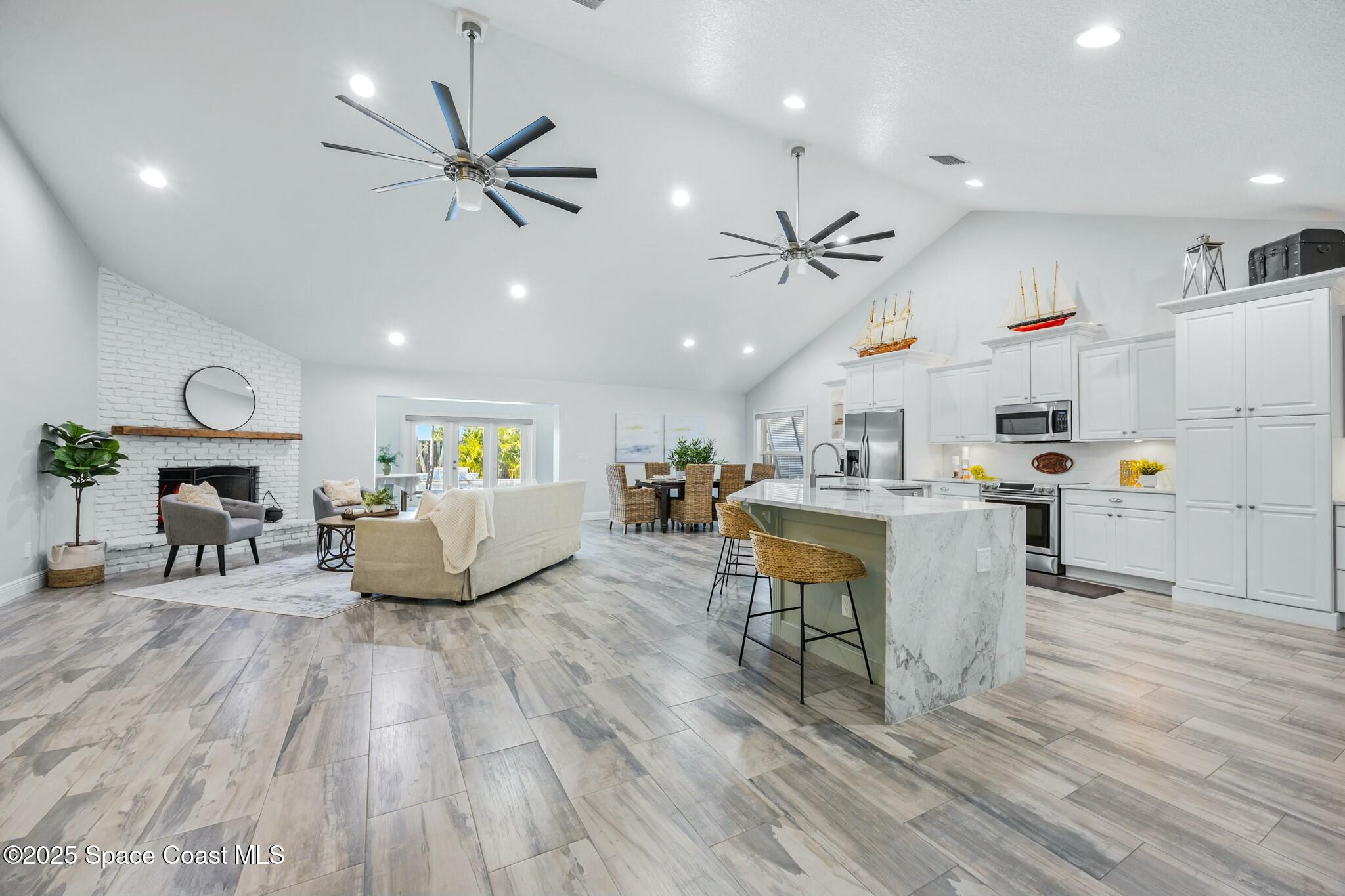 260 Pompano Drive