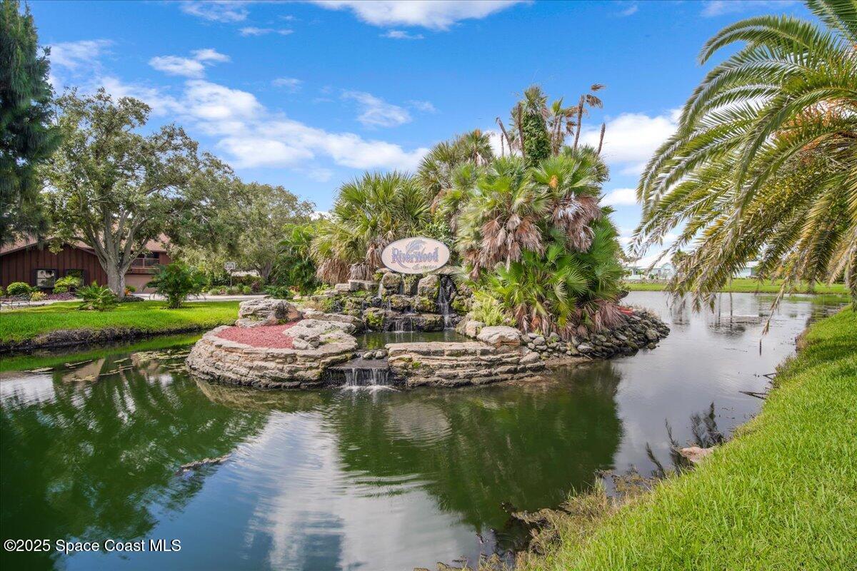 110 River Woods Drive