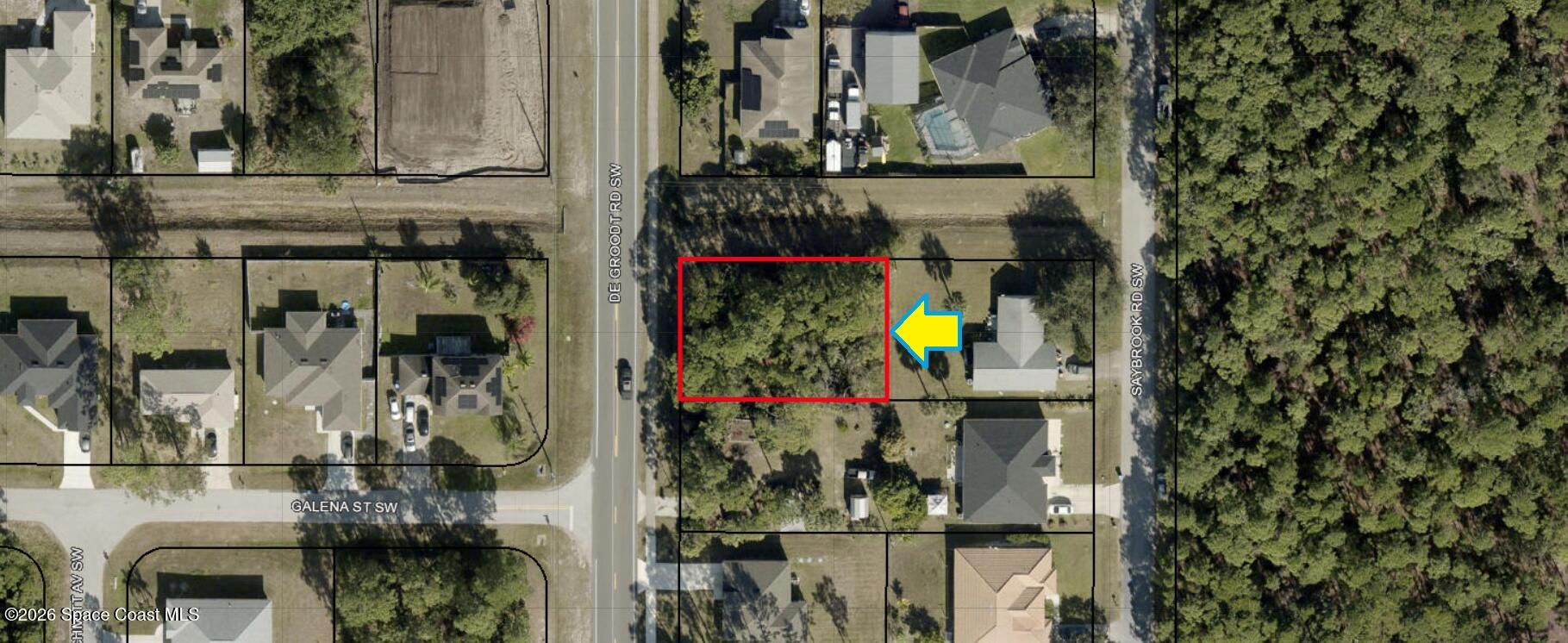 1387 Degroodt Road SW