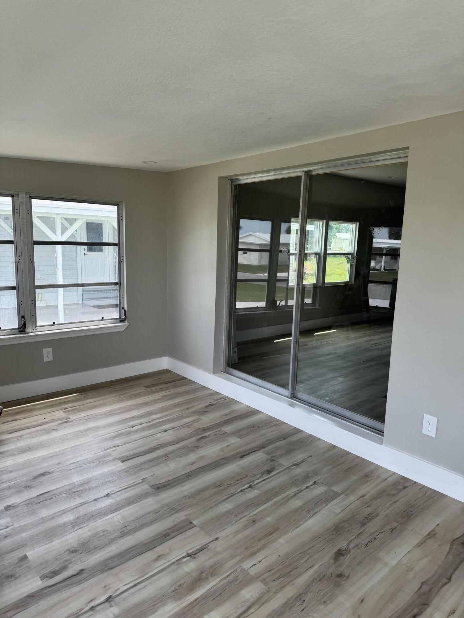 1025 Barefoot Circle