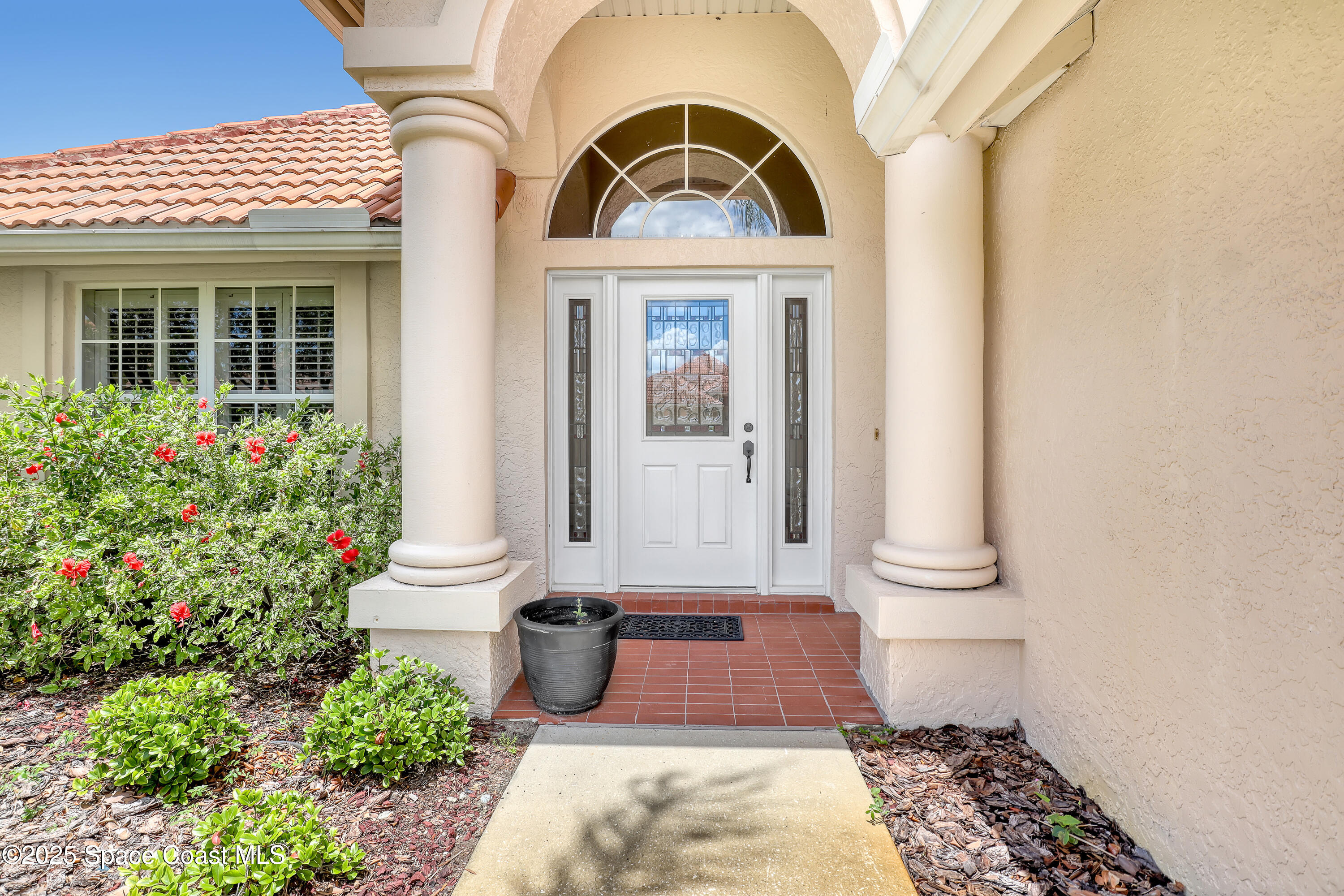 1850 James Circle