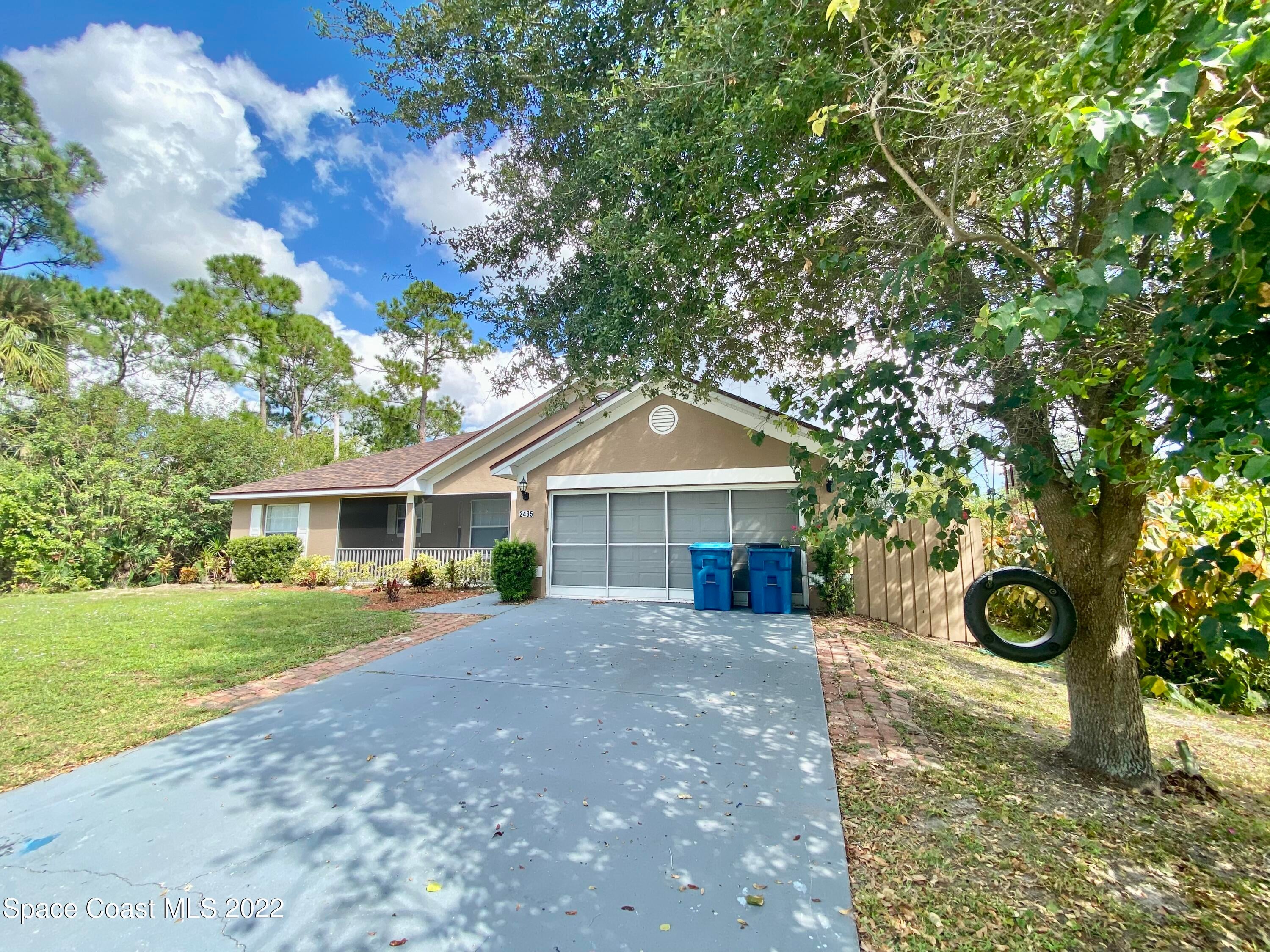 2435 Palisades Drive SE