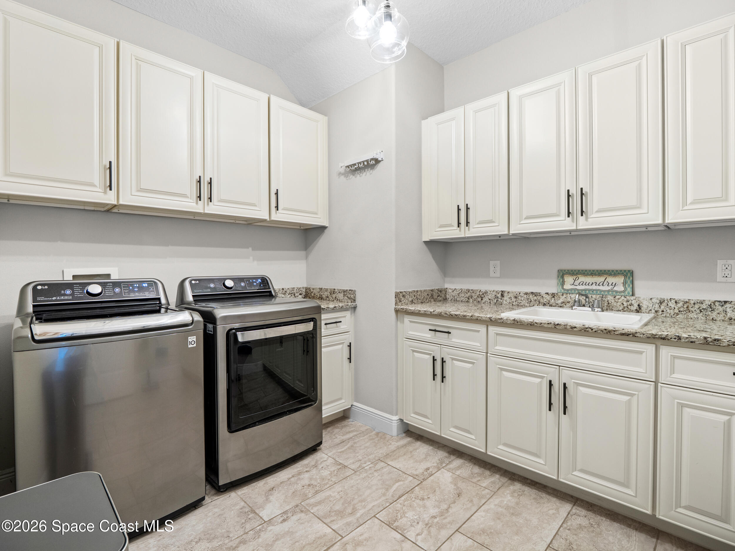 Melbourne, Florida, 32934, United States, 5 Bedrooms Bedrooms, ,3 BathroomsBathrooms,Residential,Active,2041763