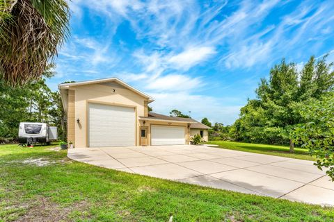 Single Family Residence in Cocoa FL 2740 Marshall Court 1.jpg