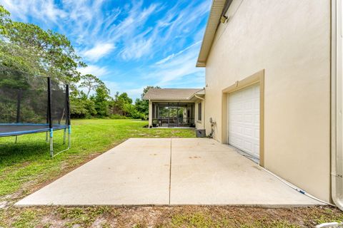 Single Family Residence in Cocoa FL 2740 Marshall Court 59.jpg