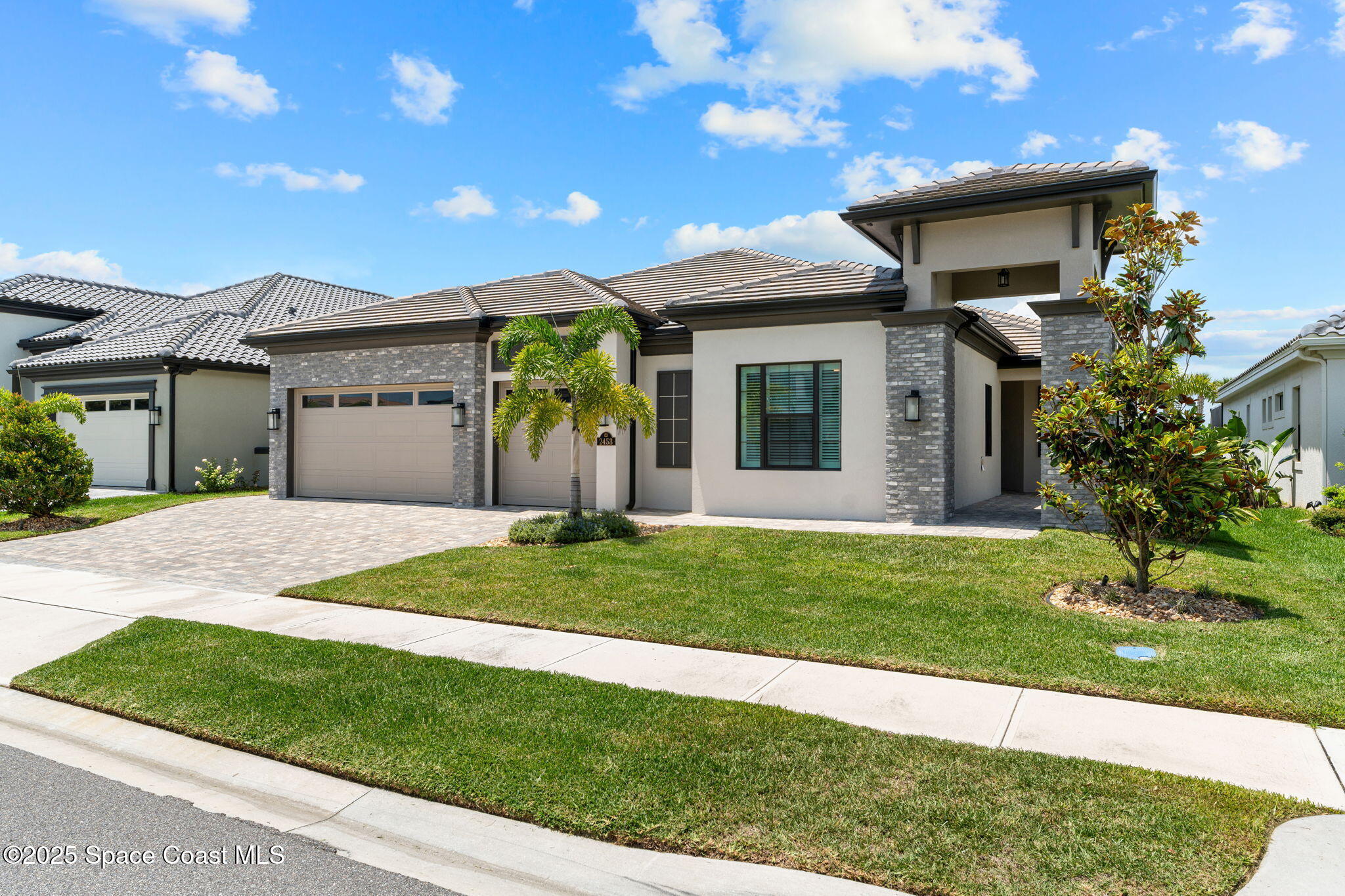 2453 Donavan Court