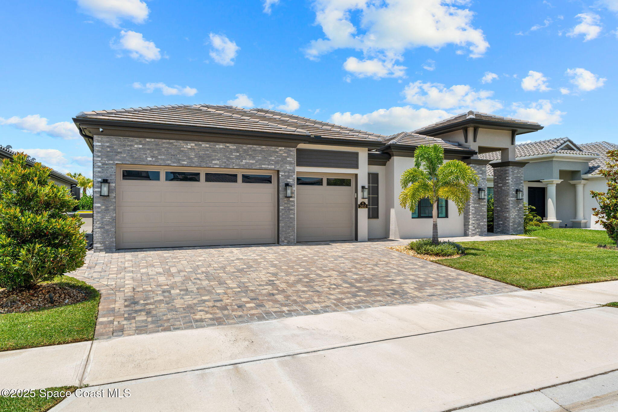 2453 Donavan Court