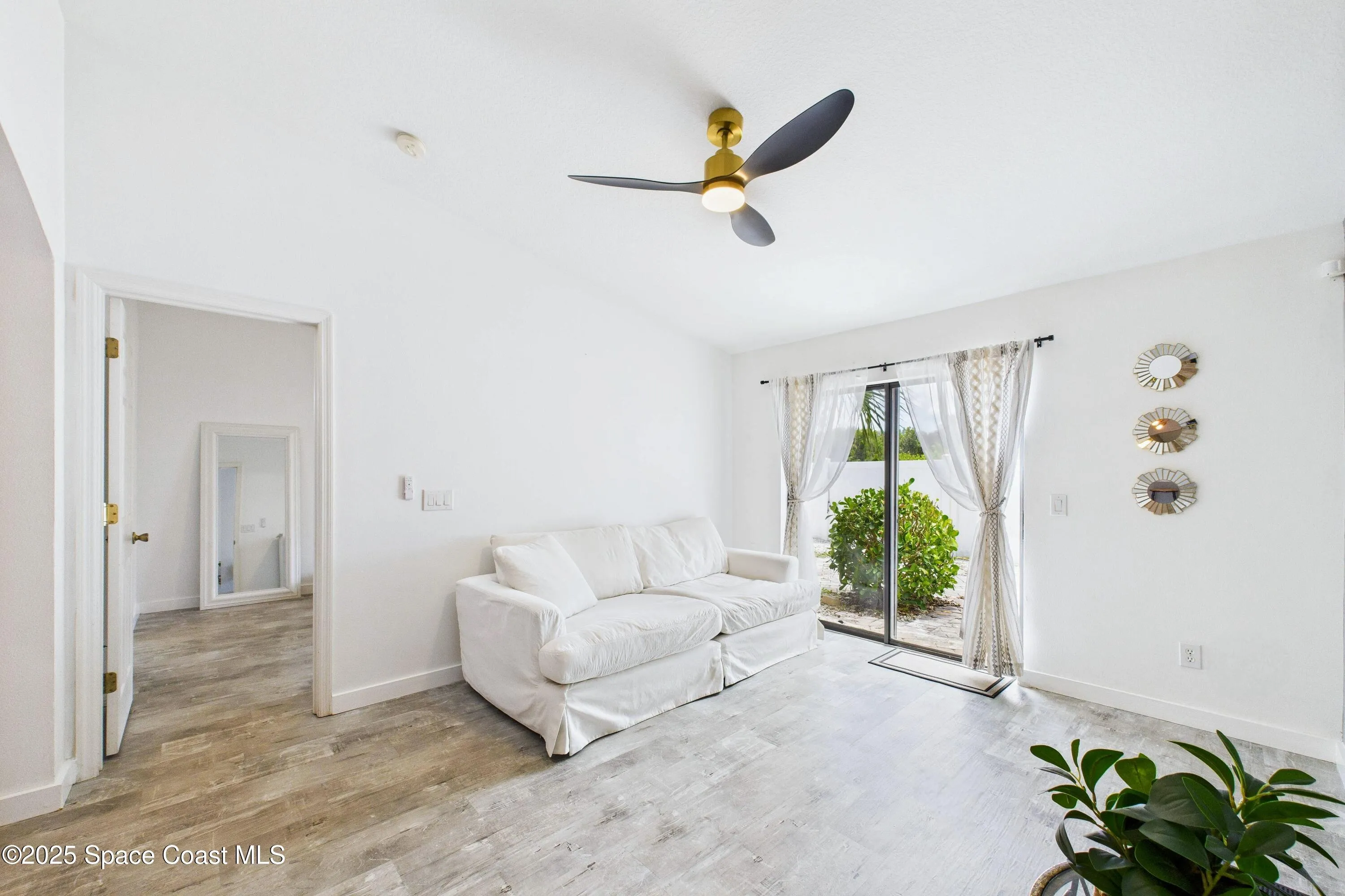 Melbourne, Florida 32901, United States, 2 Bedrooms Bedrooms, ,2 BathroomsBathrooms,Residential,Active,234054