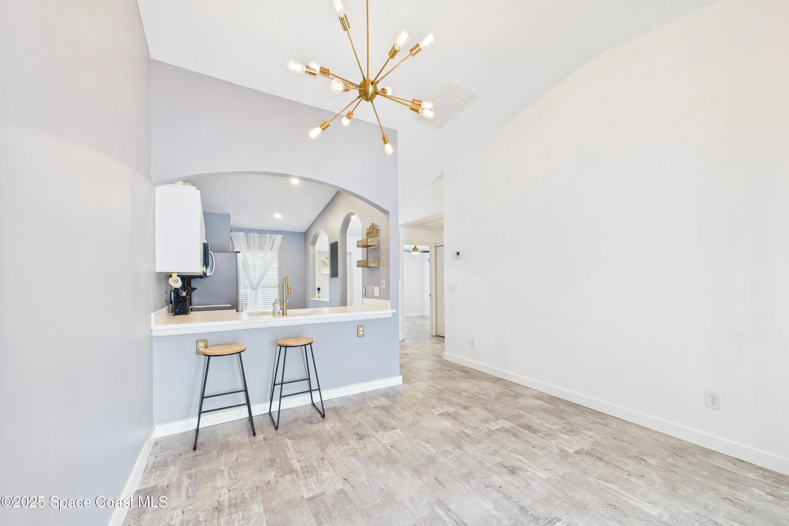 Melbourne, Florida 32901, United States, 2 Bedrooms Bedrooms, ,2 BathroomsBathrooms,Residential,Active,234054