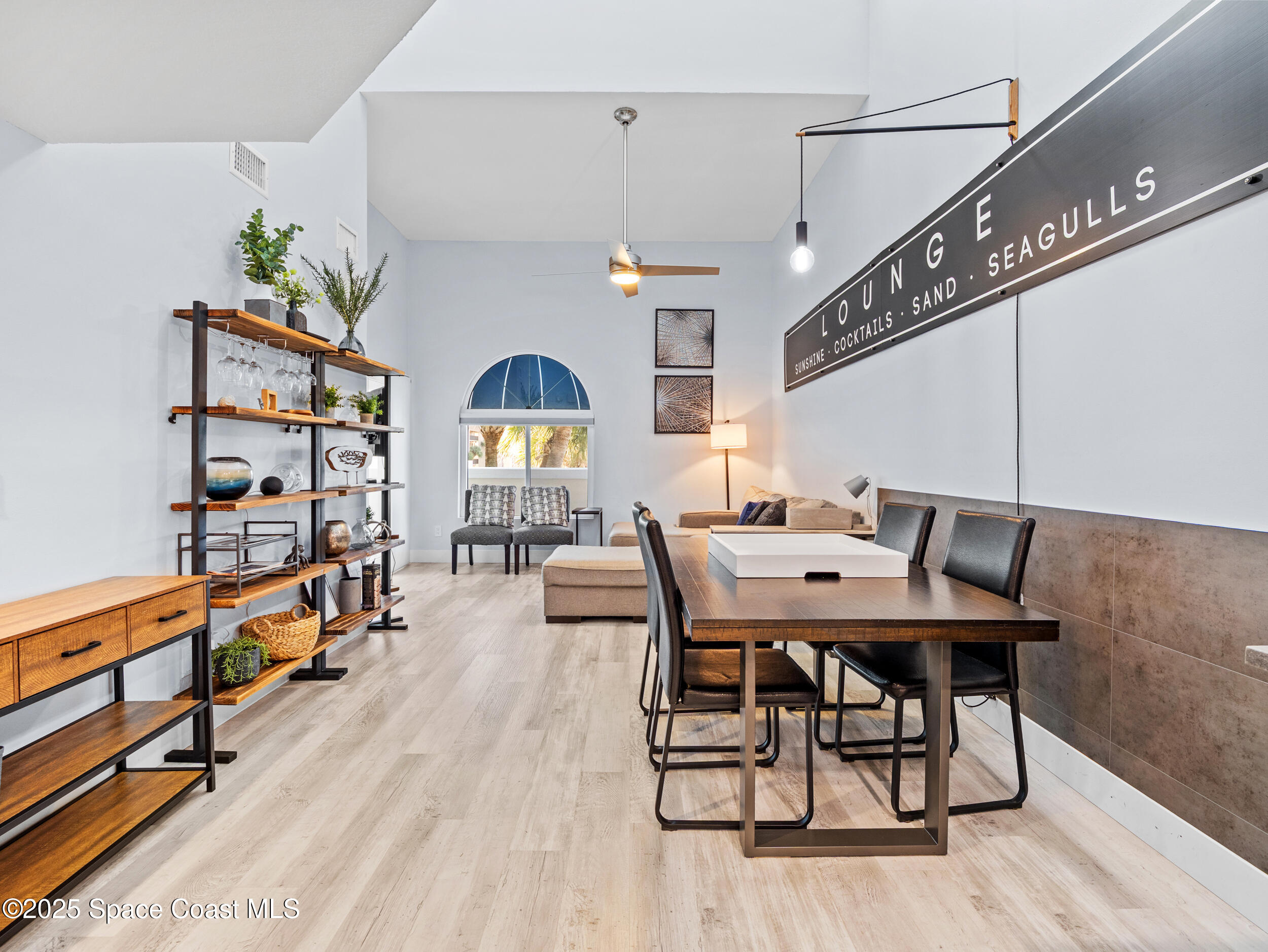 8600 Ridgewood Avenue 3310