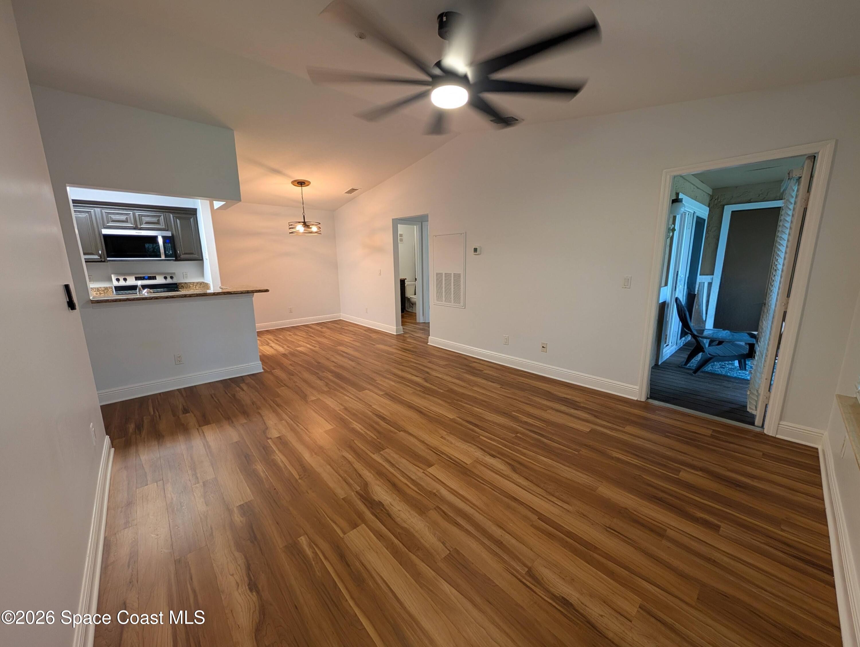 7667 N Wickham Road 818