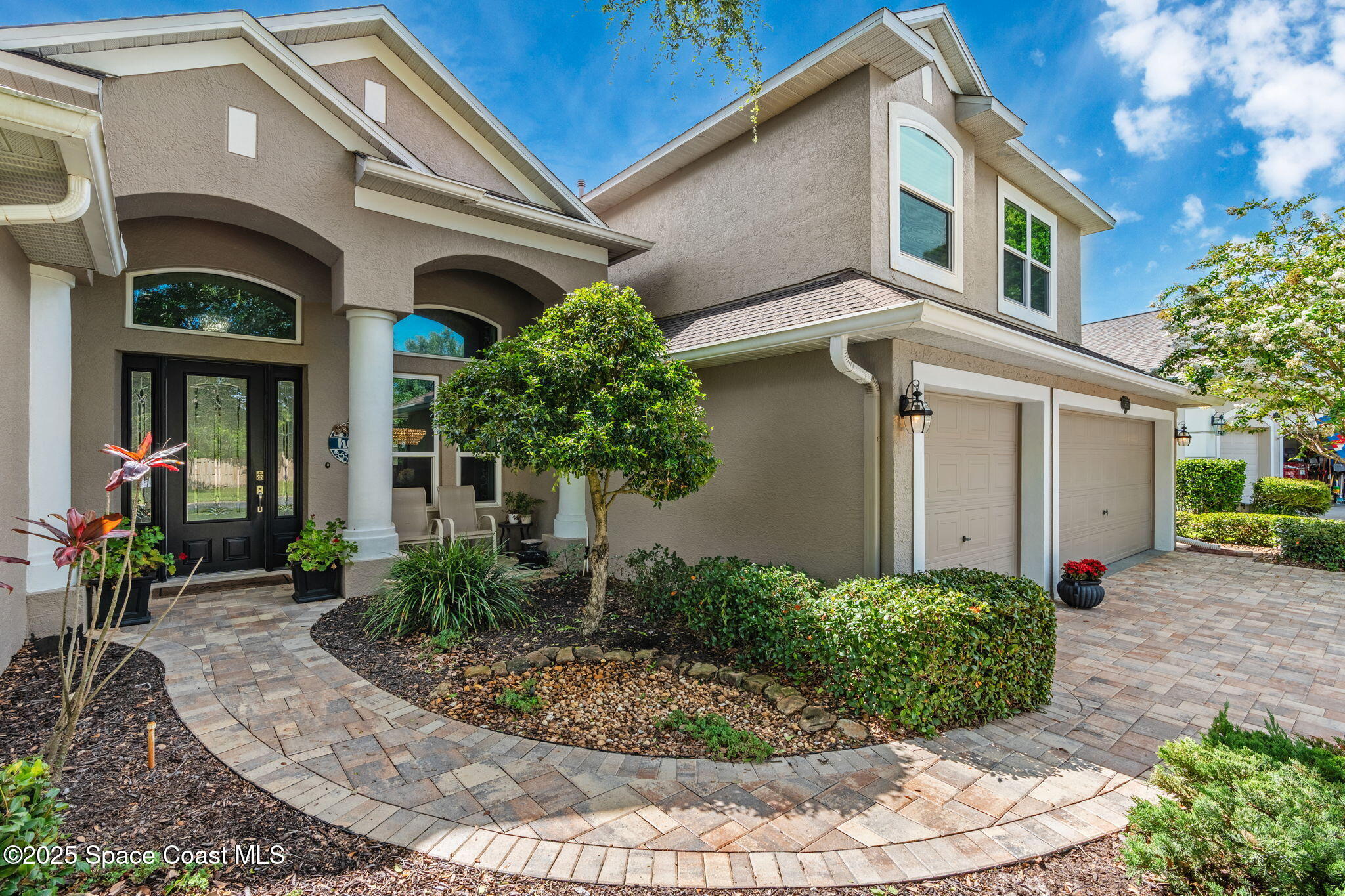5837 Arlington Circle