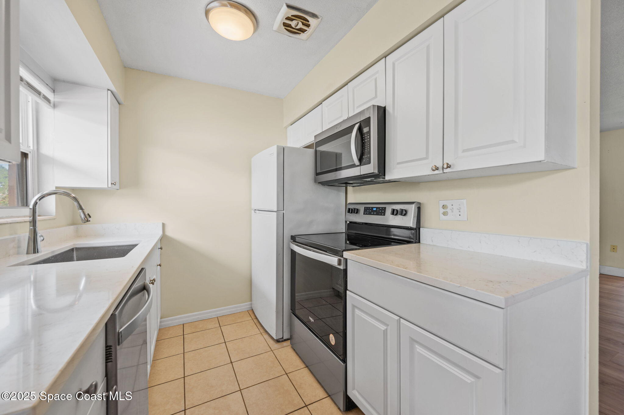 714 Catalina Road 15