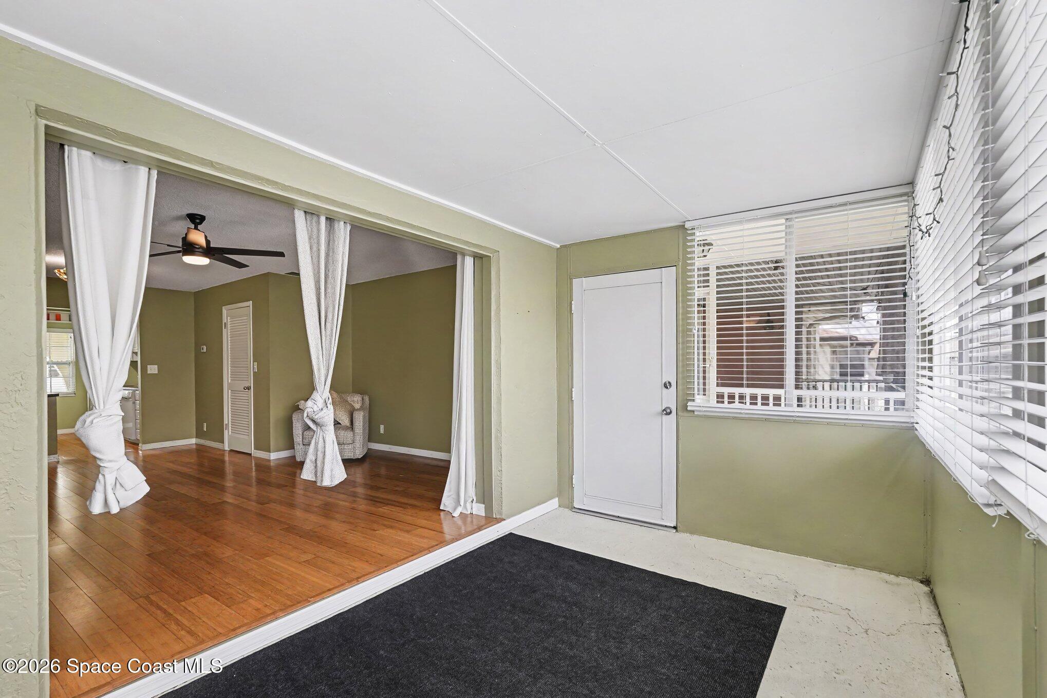 1047 Small Court 38