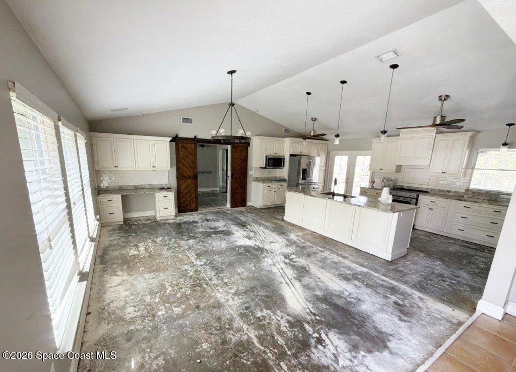 2860 Raintree Lake Circle