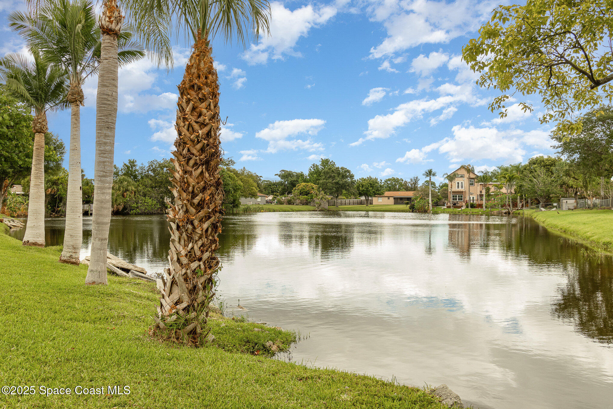 2101 Lance Boulevard