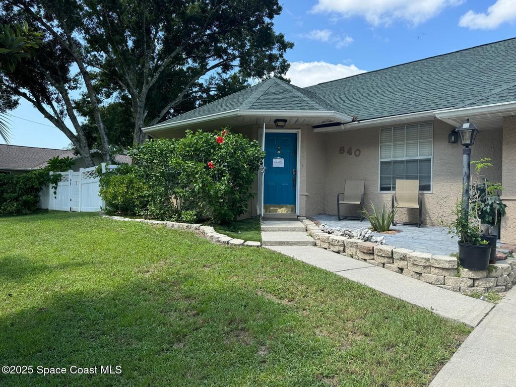 Photo of 840 Cortland Avenue NW, Palm Bay, FL 32907 (MLS # 1056998)