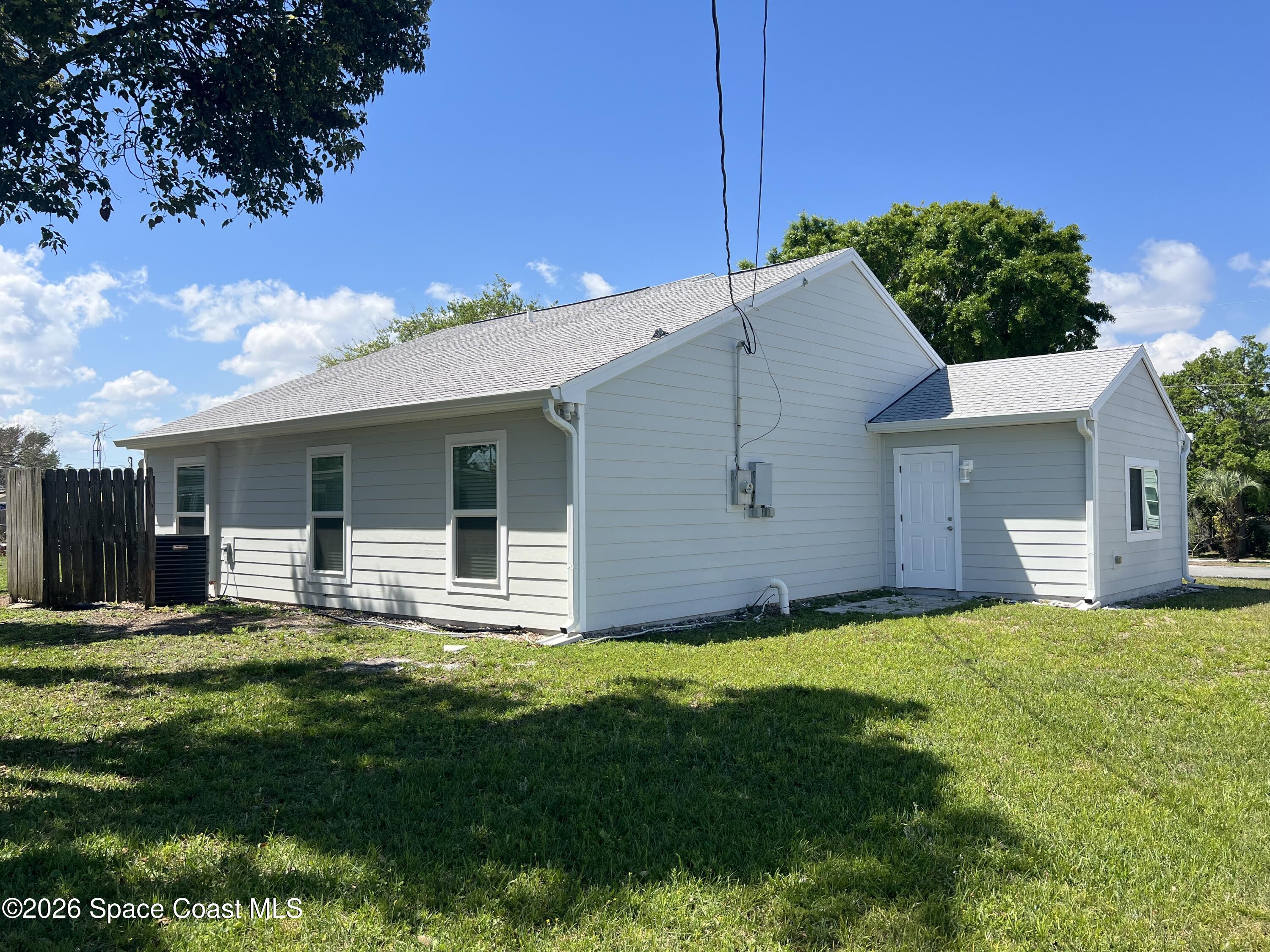 1071 Cadillac Drive NE