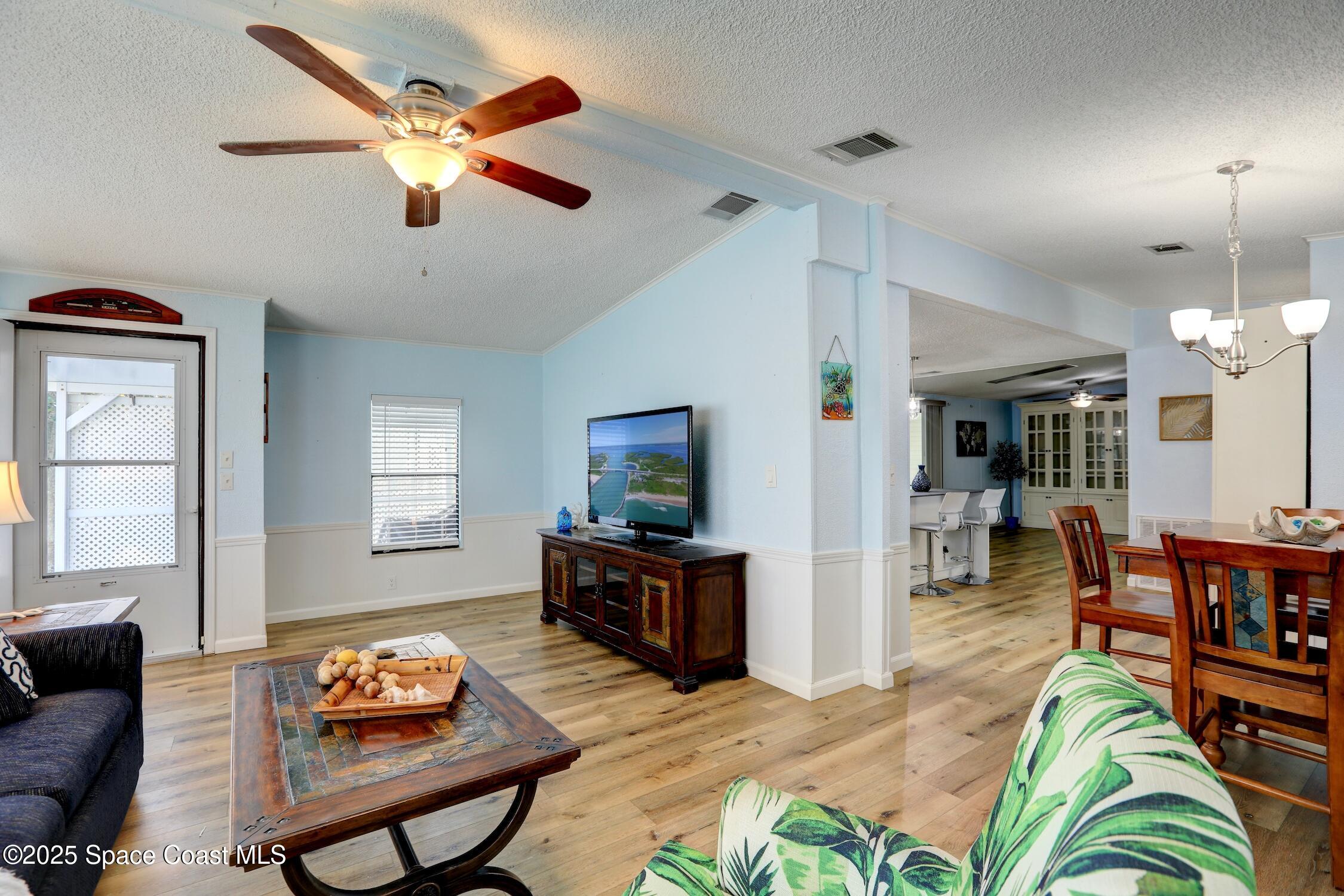 104 Creek Court