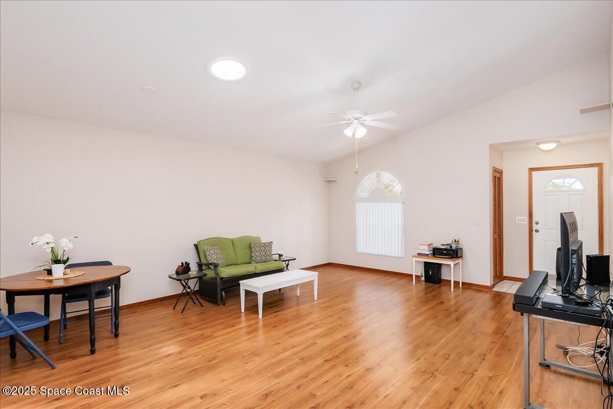 1056 S South Fork Circle