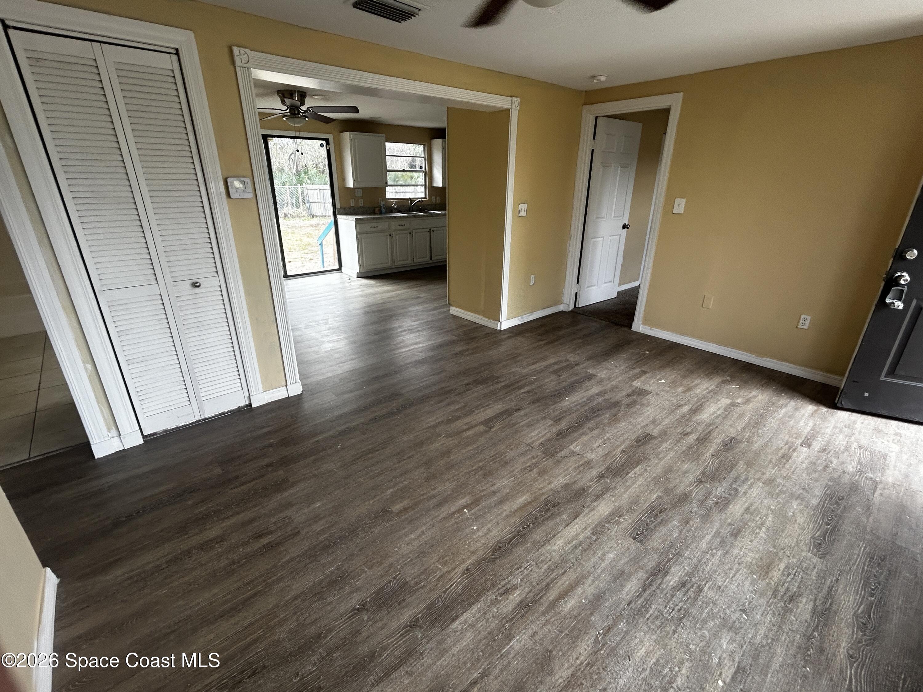 208 Sawyer Street SW