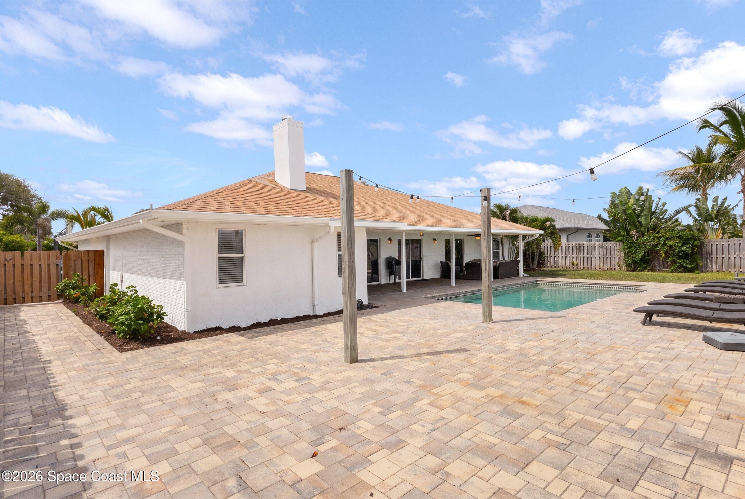 1031 E River Oaks Drive