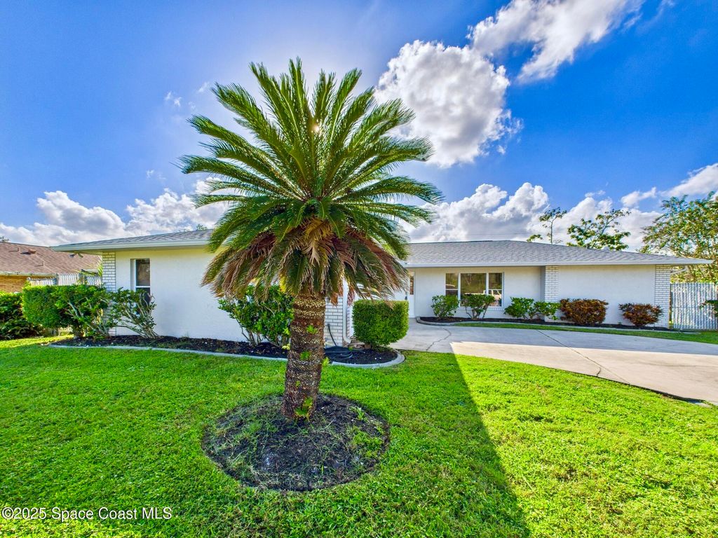 Photo of 2280 NE Fallon Boulevard, Palm Bay, FL 32907 (MLS # 1058793)