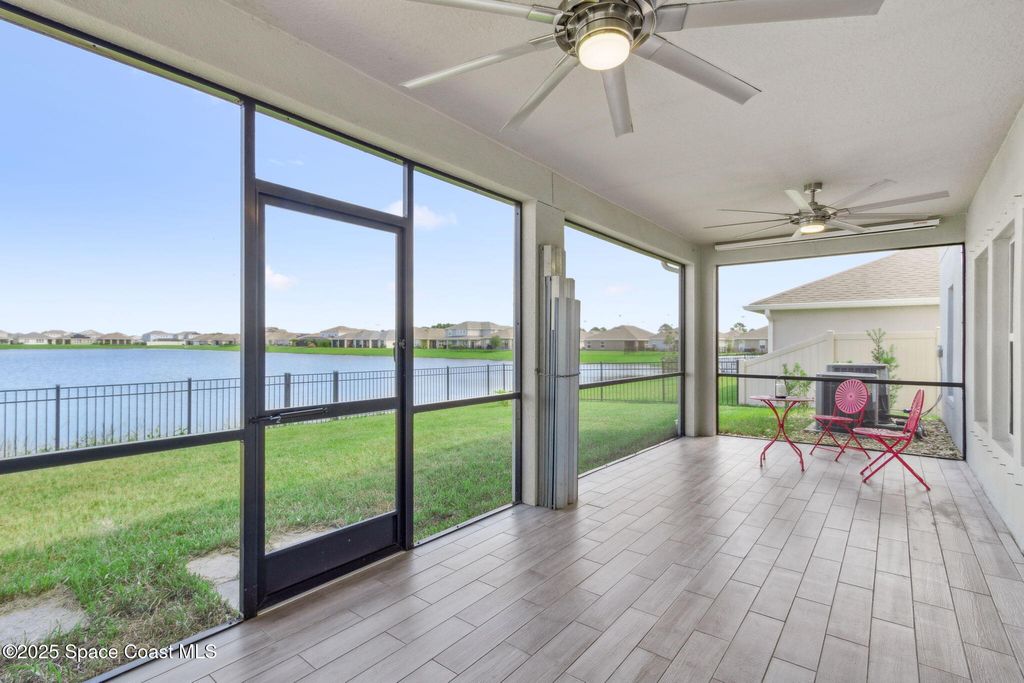 Photo of 346 Kylar Drive NW, Palm Bay, FL 32907 (MLS # 1057427)