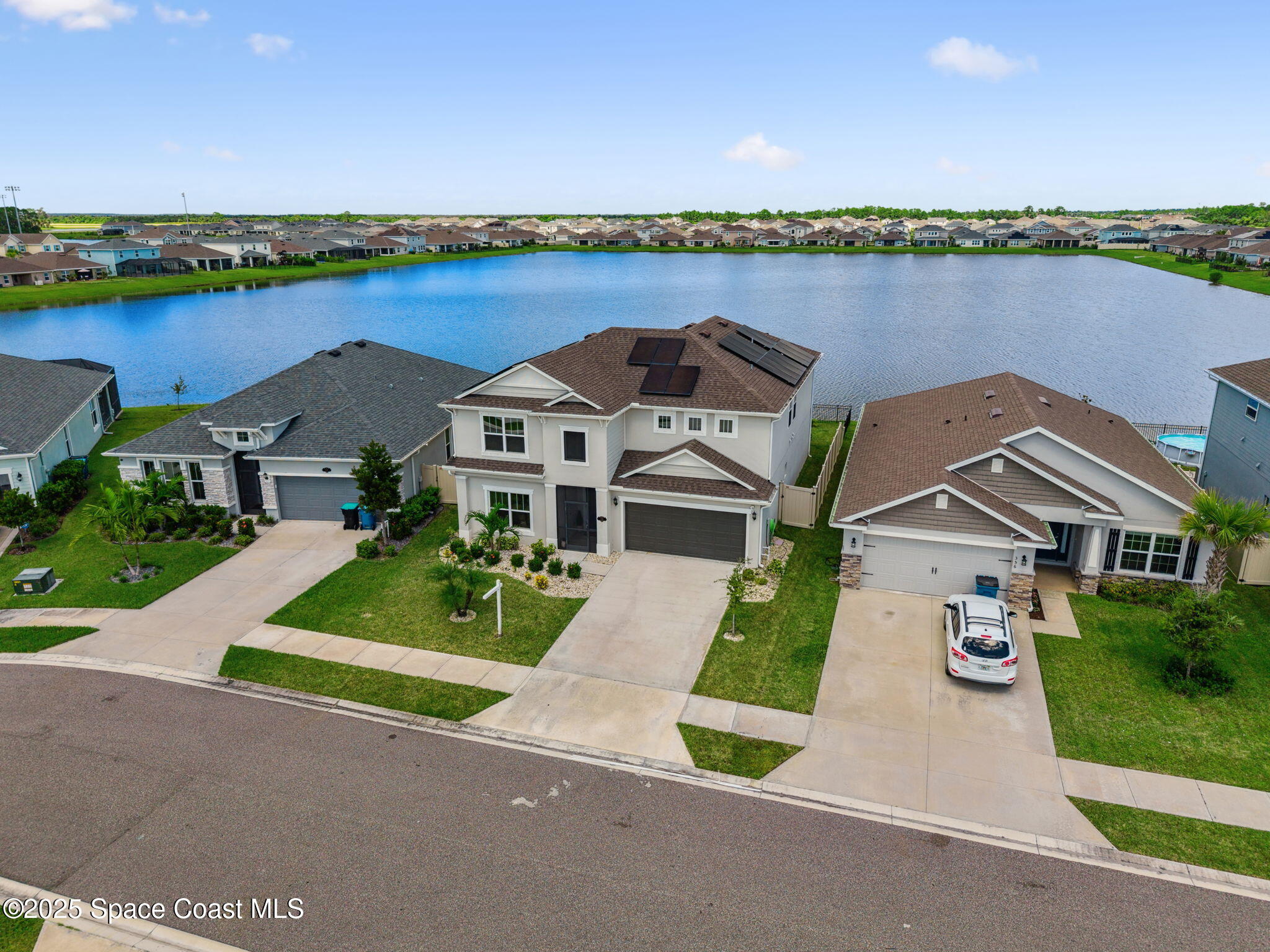 346 Kylar Drive NW