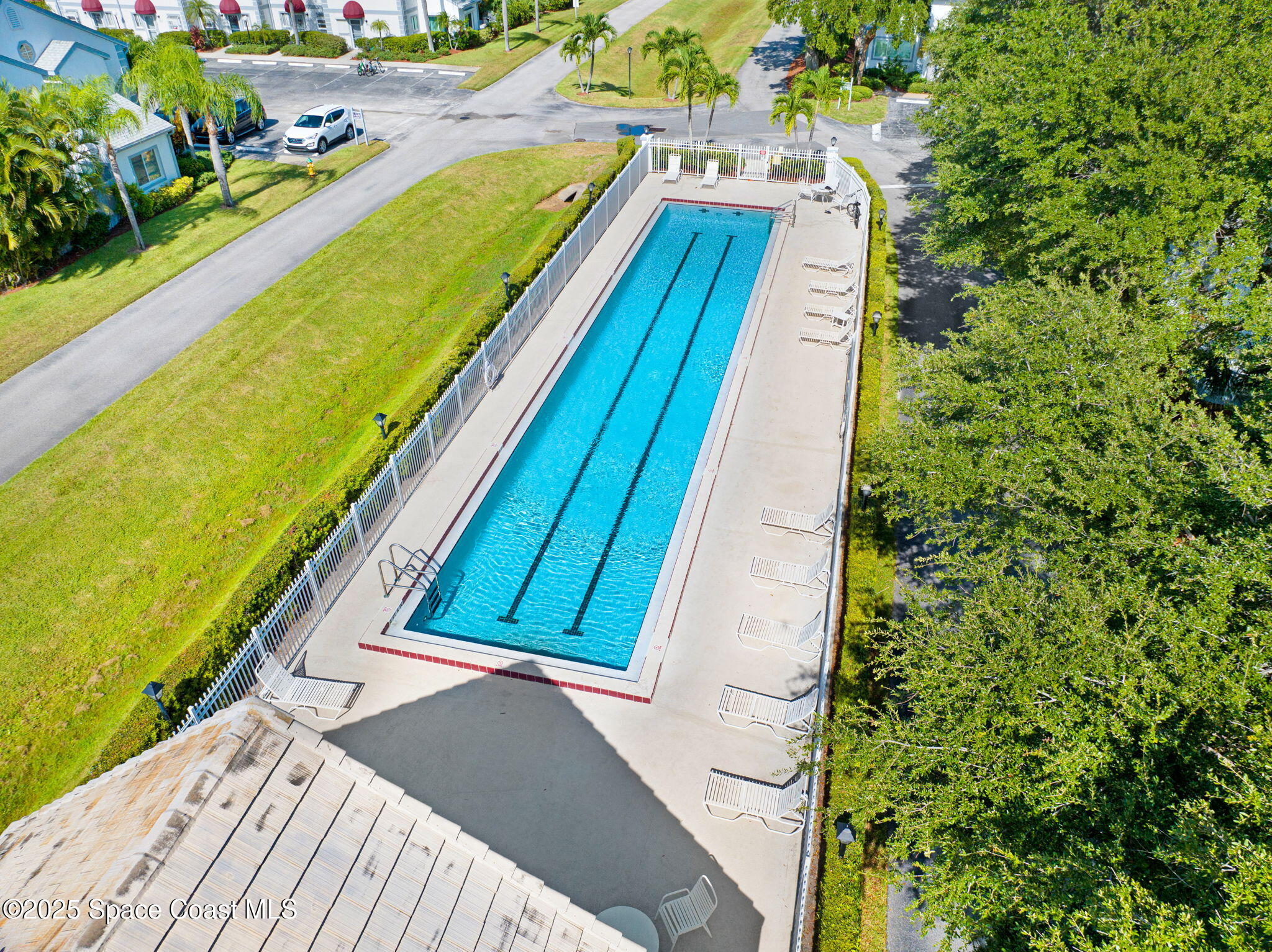 718 Beach Park Lane V286