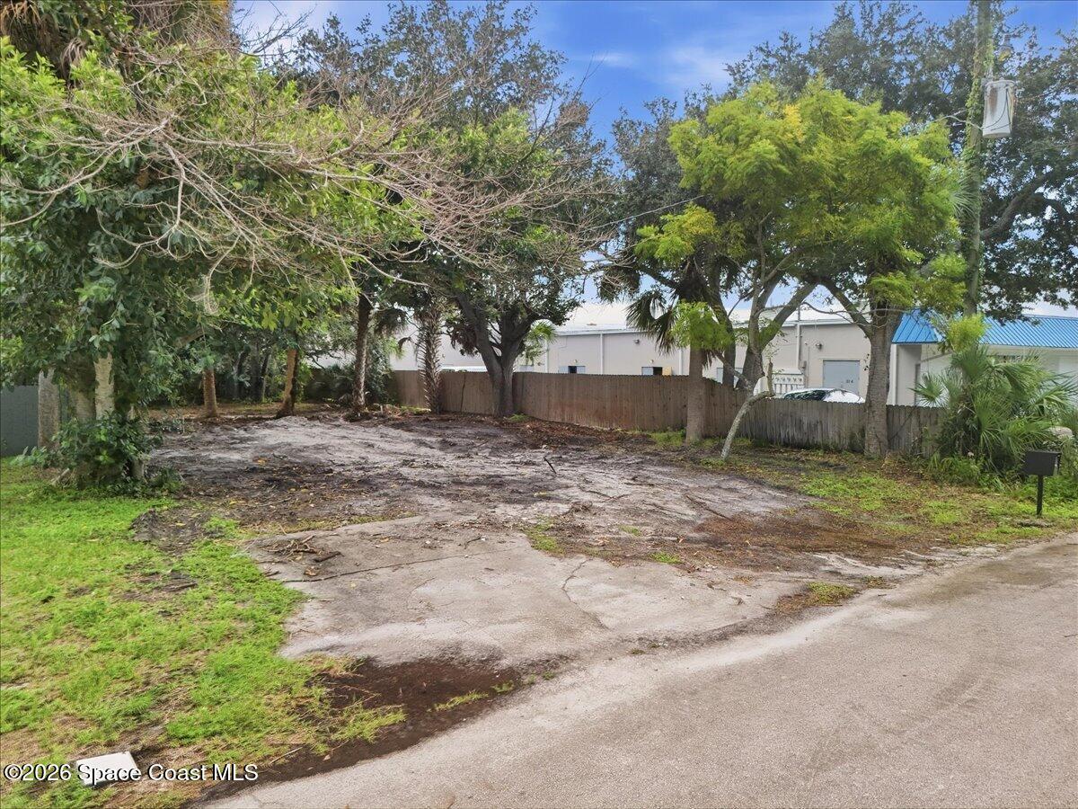 1923 Poinsetta Boulevard