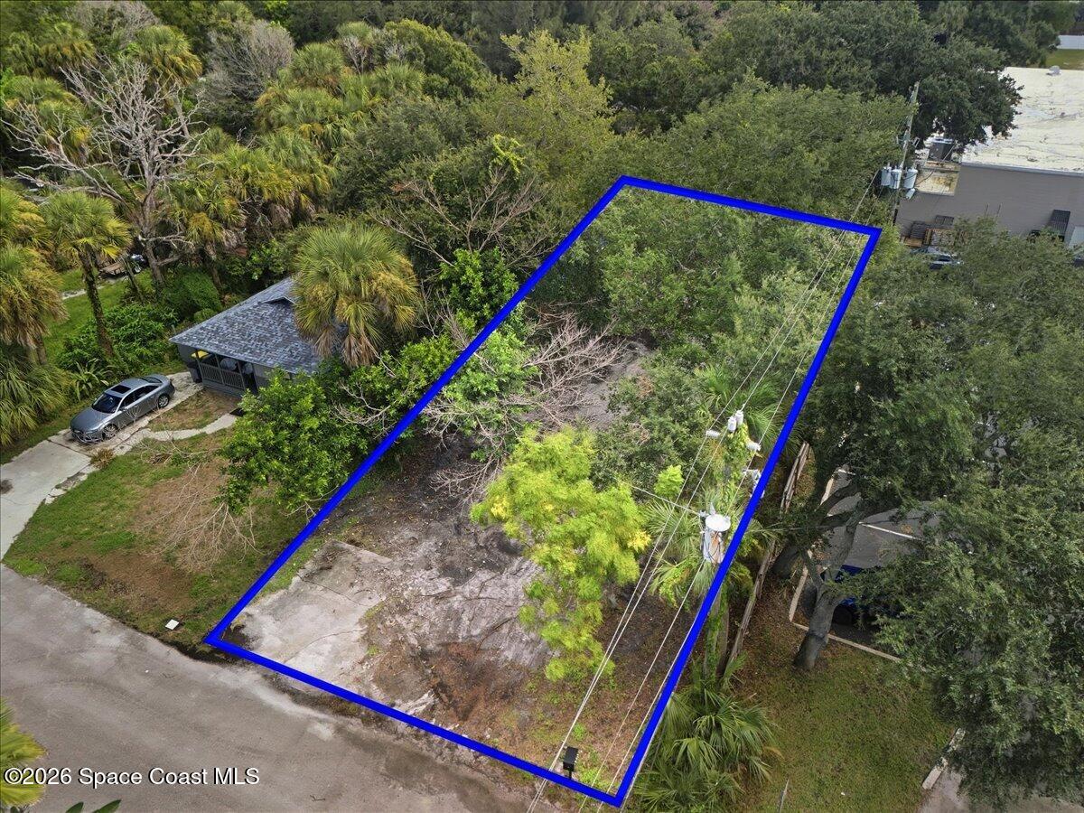 1923 Poinsetta Boulevard