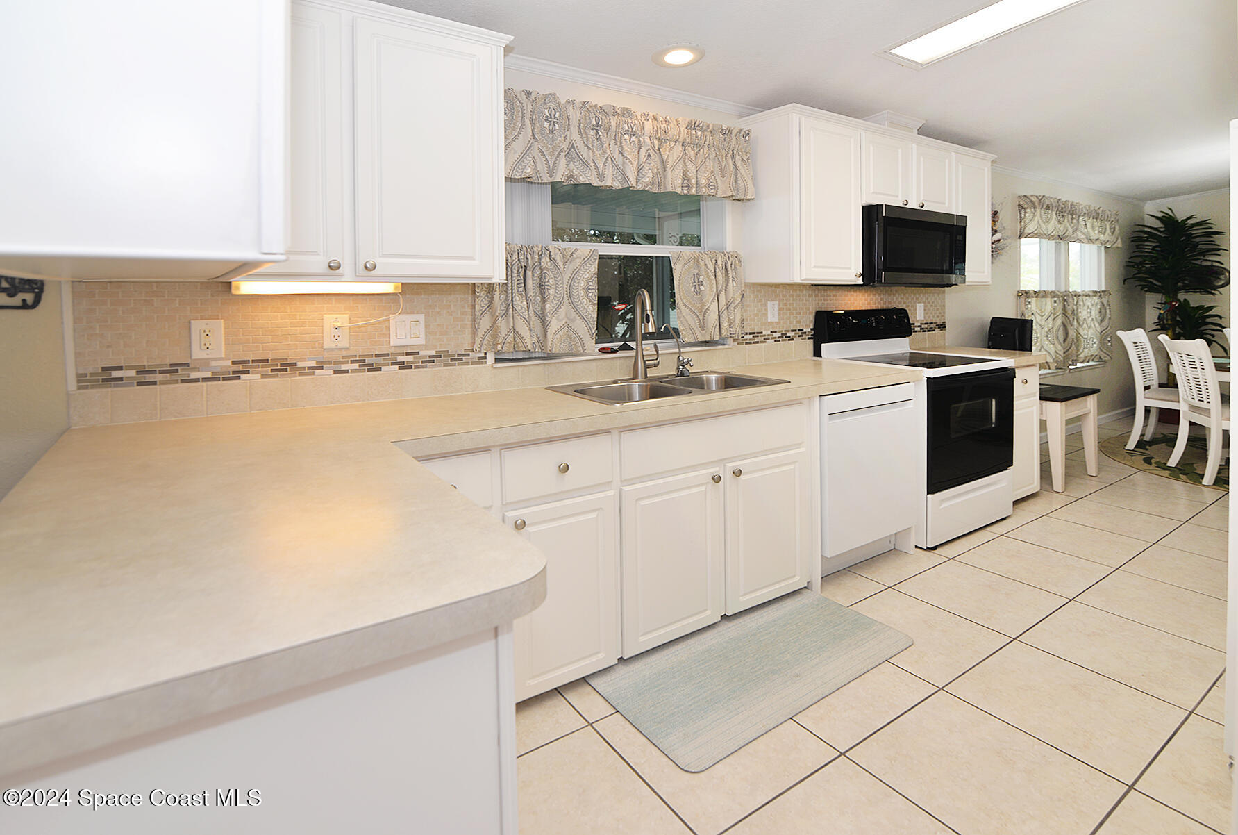 629 Amber Jack Court