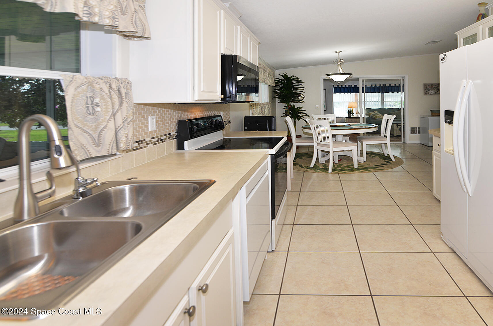 629 Amber Jack Court