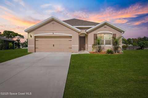 171 Knight Street SE Palm Bay FL 32909