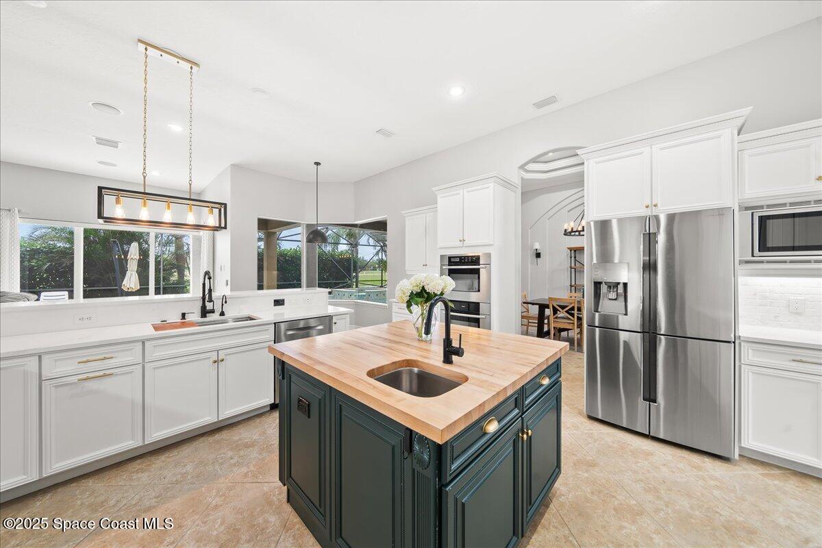 3311 Gatlin Drive