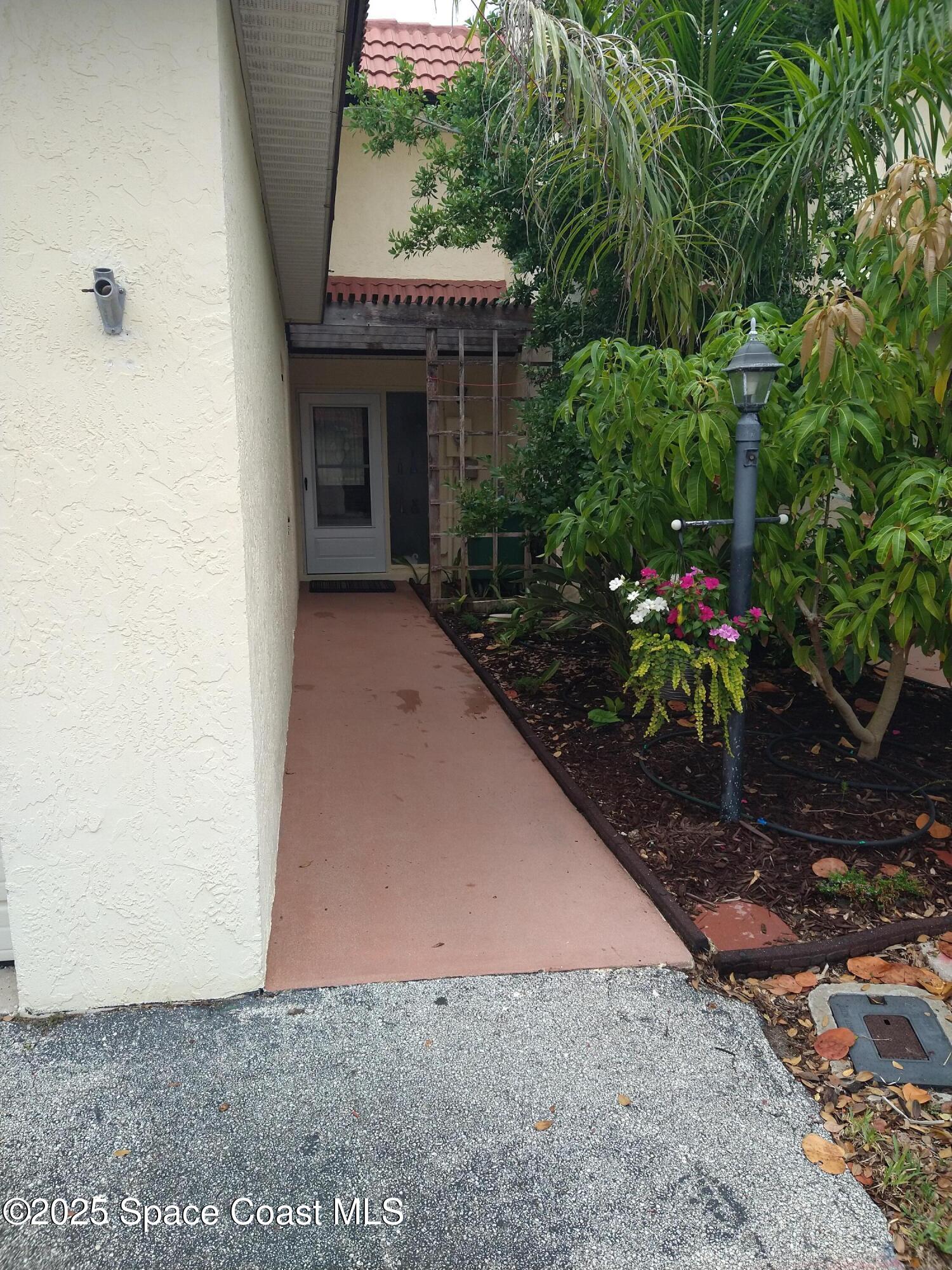 8705 Hibiscus Court