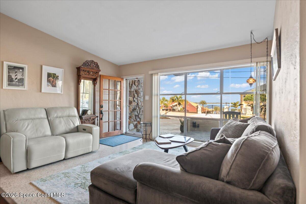 2123 N Indian River Drive