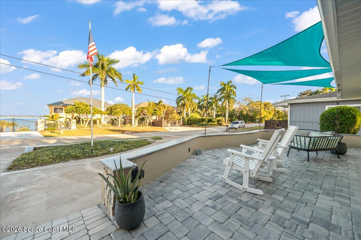 2123 N Indian River Drive