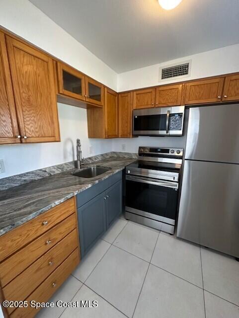 417 Madison Avenue H102
