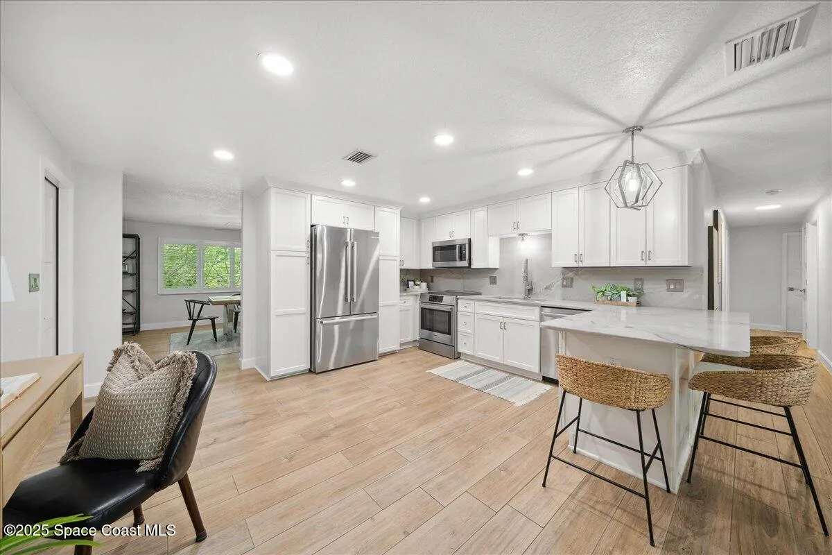 Satellite Beach, Florida 32937, United States, 3 Bedrooms Bedrooms, ,2 BathroomsBathrooms,Residential,Active,137220