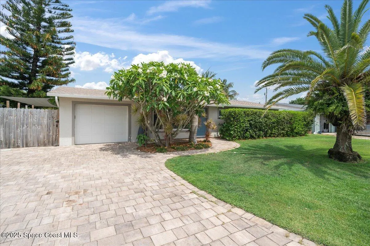 Satellite Beach, Florida 32937, United States, 3 Bedrooms Bedrooms, ,2 BathroomsBathrooms,Residential,Active,137220