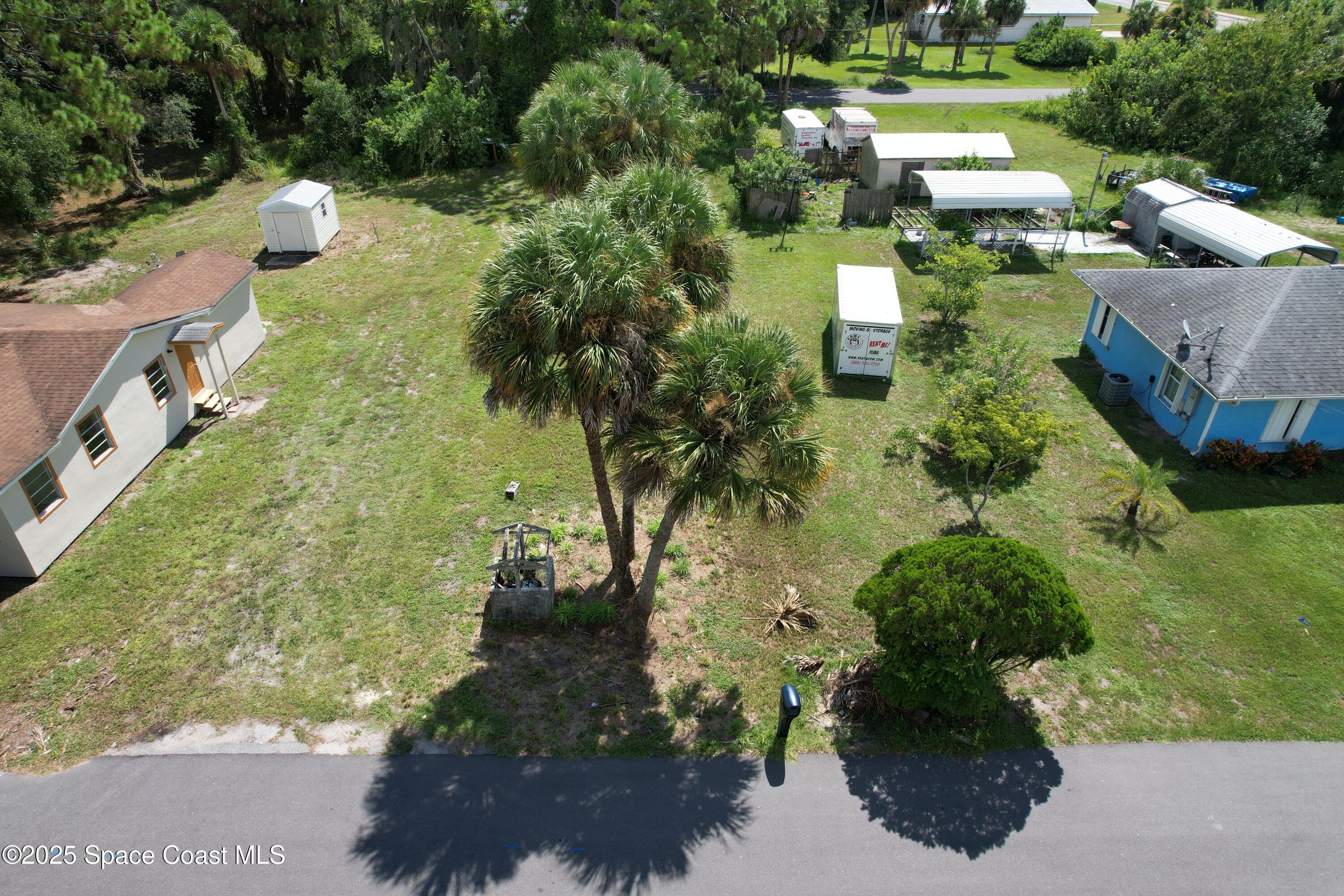 2775 E Hickory Circle