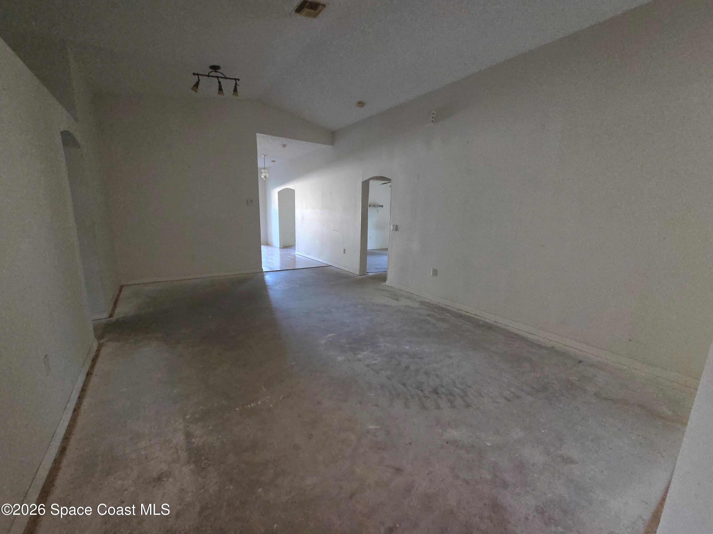1584 Fuji Drive