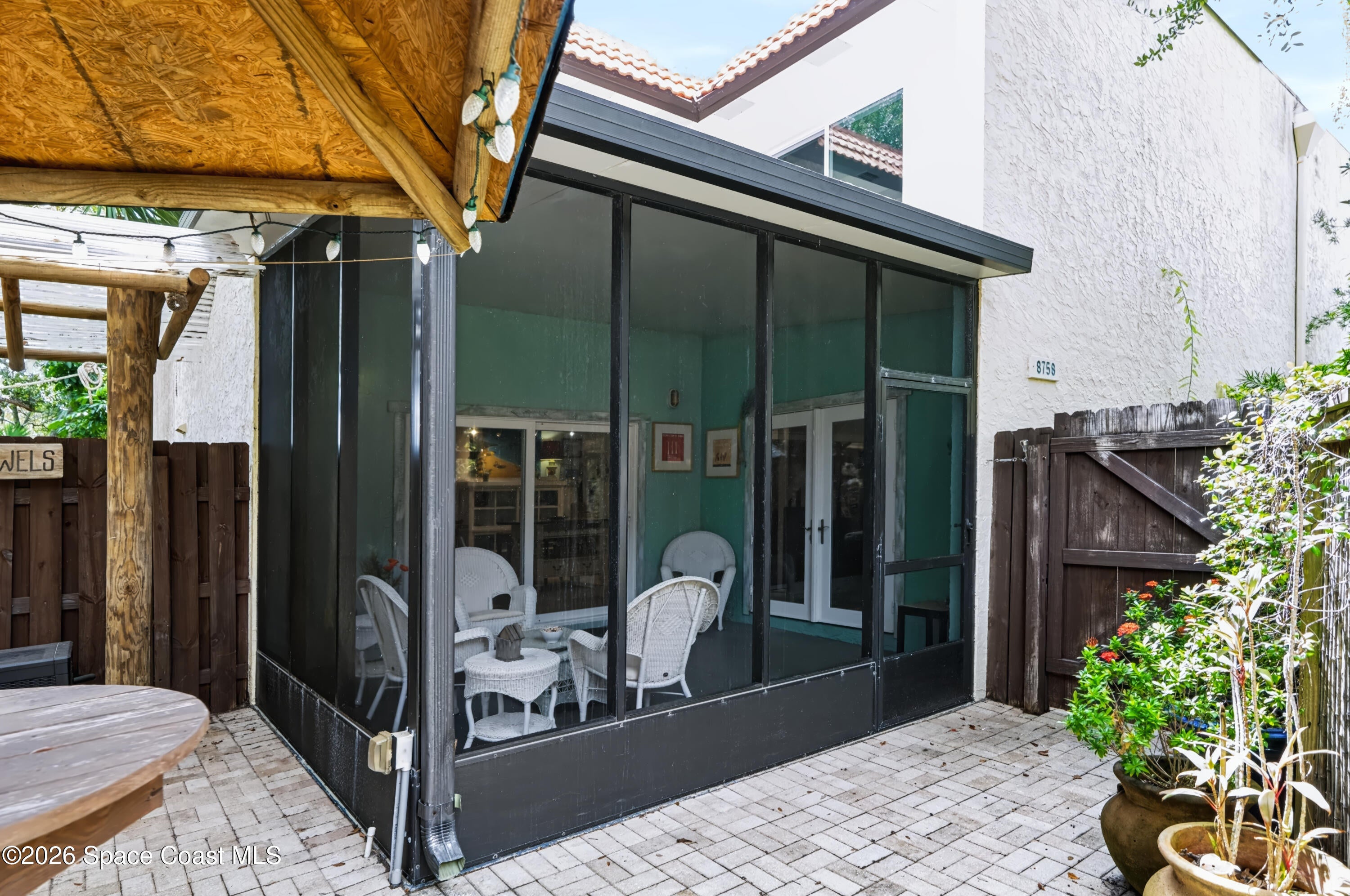 8758 Palmetto Court