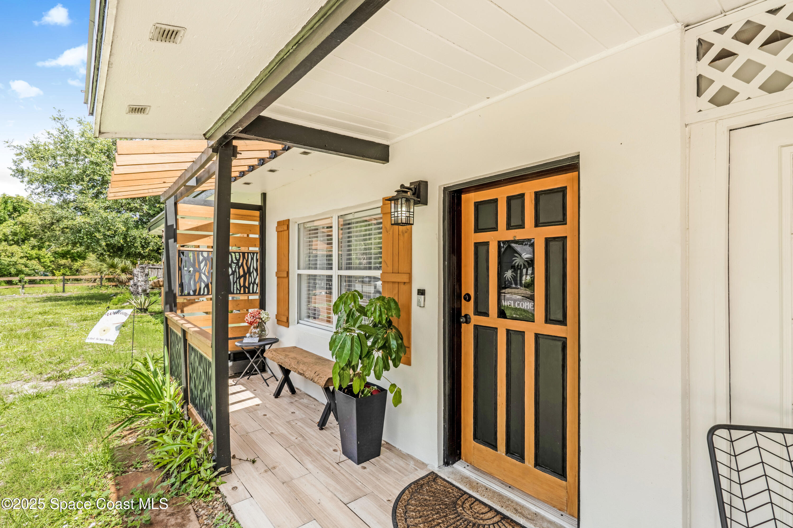 116 Lado Lane